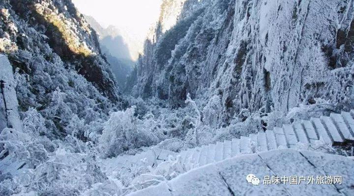 西铁乘警列车应急演练护平安春运路